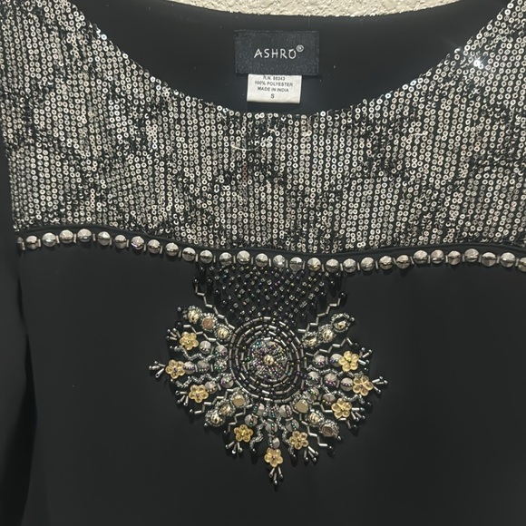 Ashro embellished asymmetrical hem top new - Picture 2 of 4